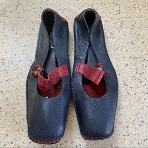 Casual Comfort Mary Jane Navy Leather By Froggie Square Toe FlatSize 43